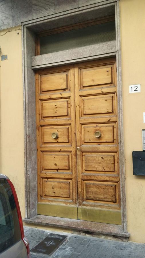 Pisa Train Station Hostel Exterior foto